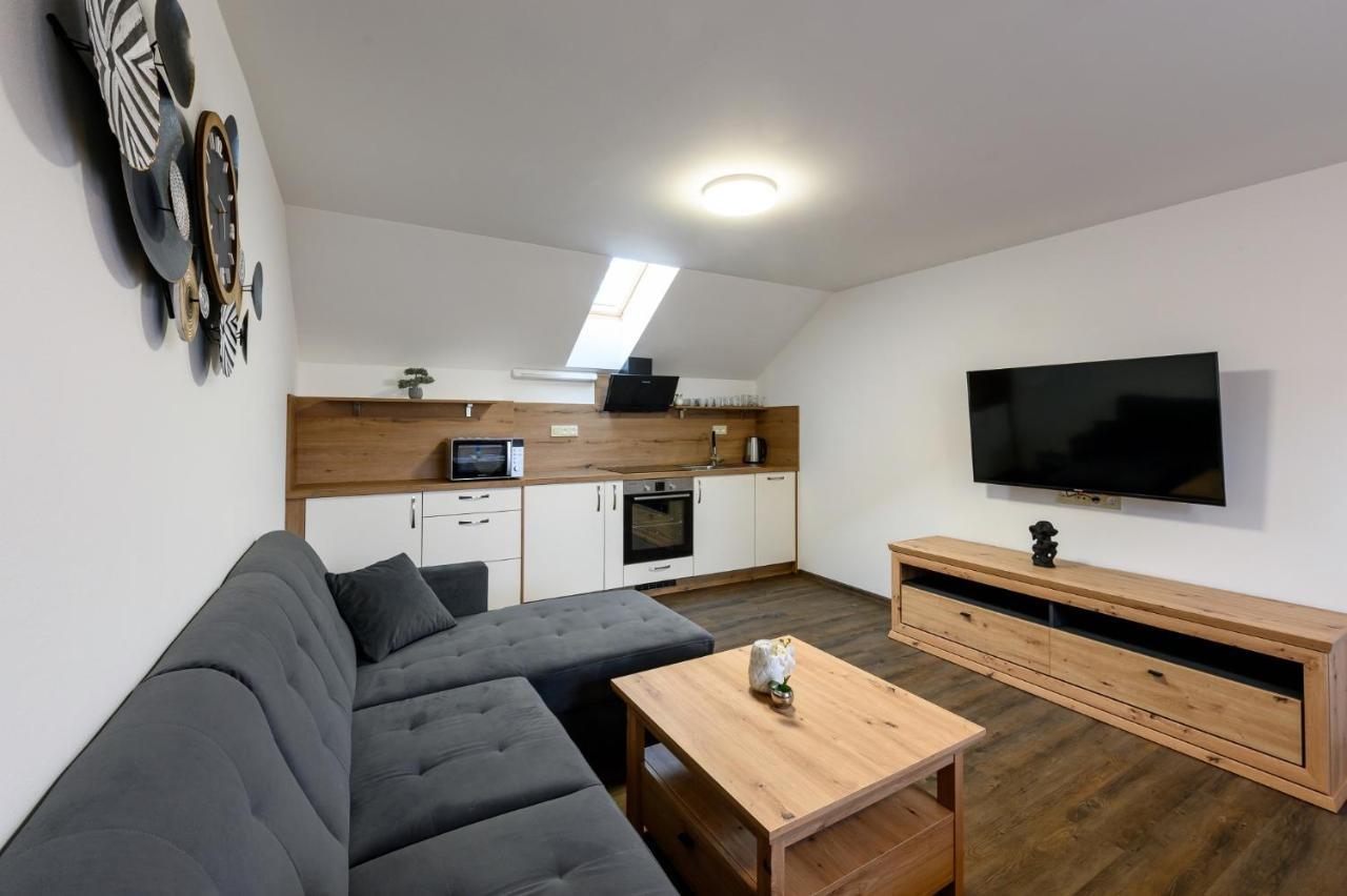 Apartmany Zavetri Losina Exteriör bild