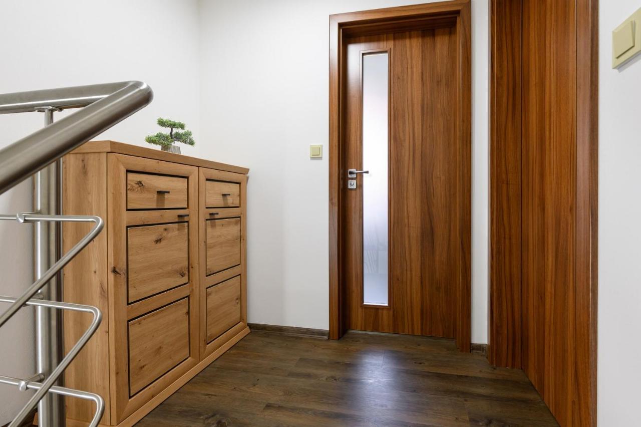 Apartmany Zavetri Losina Exteriör bild