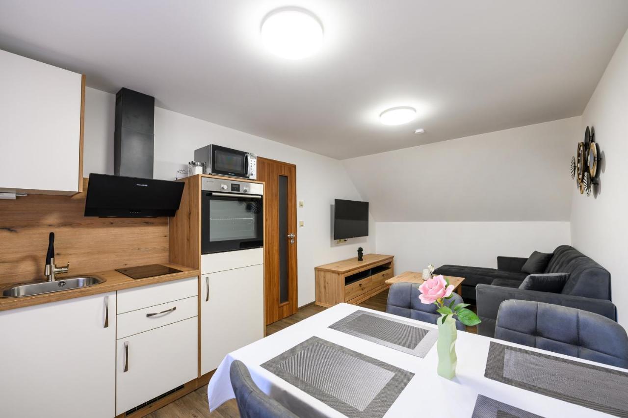 Apartmany Zavetri Losina Exteriör bild