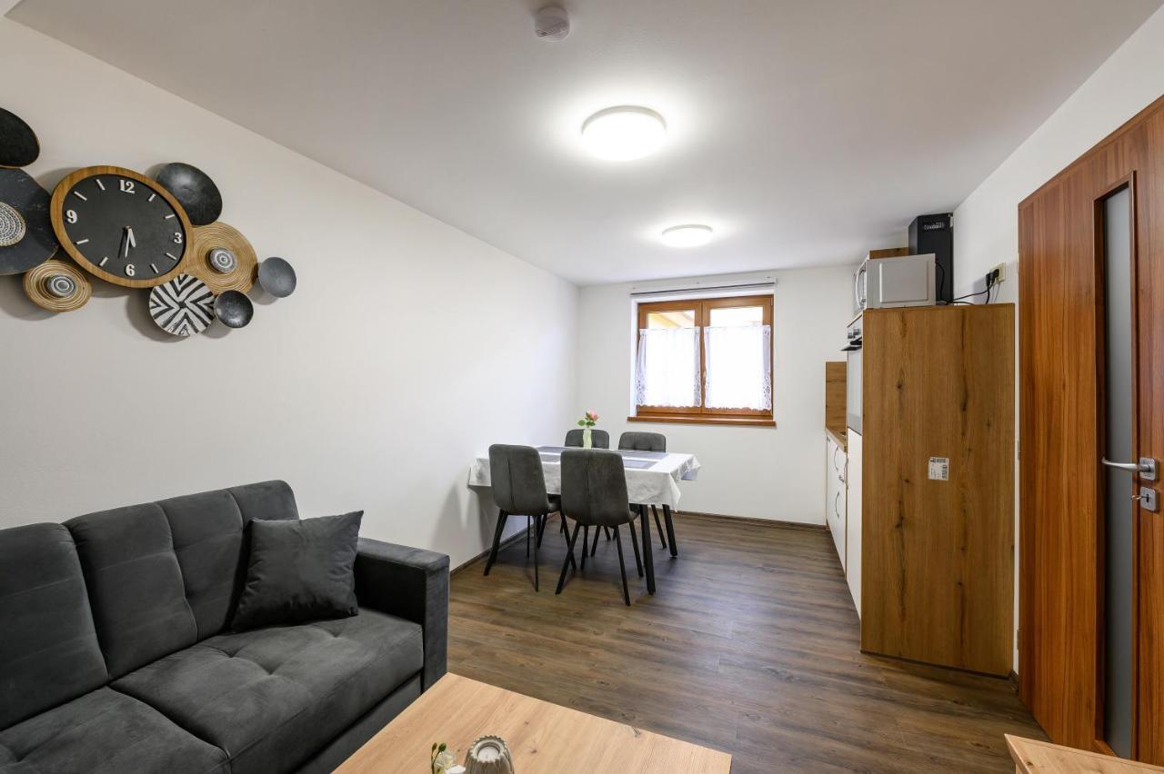 Apartmany Zavetri Losina Exteriör bild
