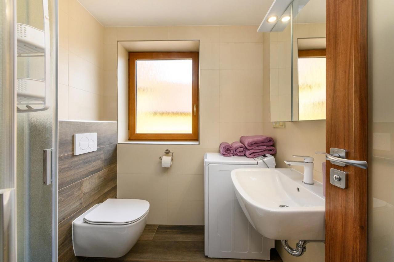 Apartmany Zavetri Losina Exteriör bild