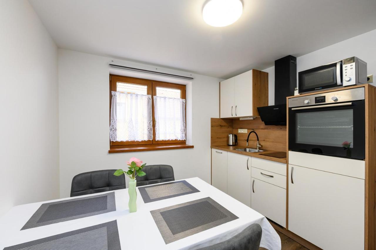 Apartmany Zavetri Losina Exteriör bild